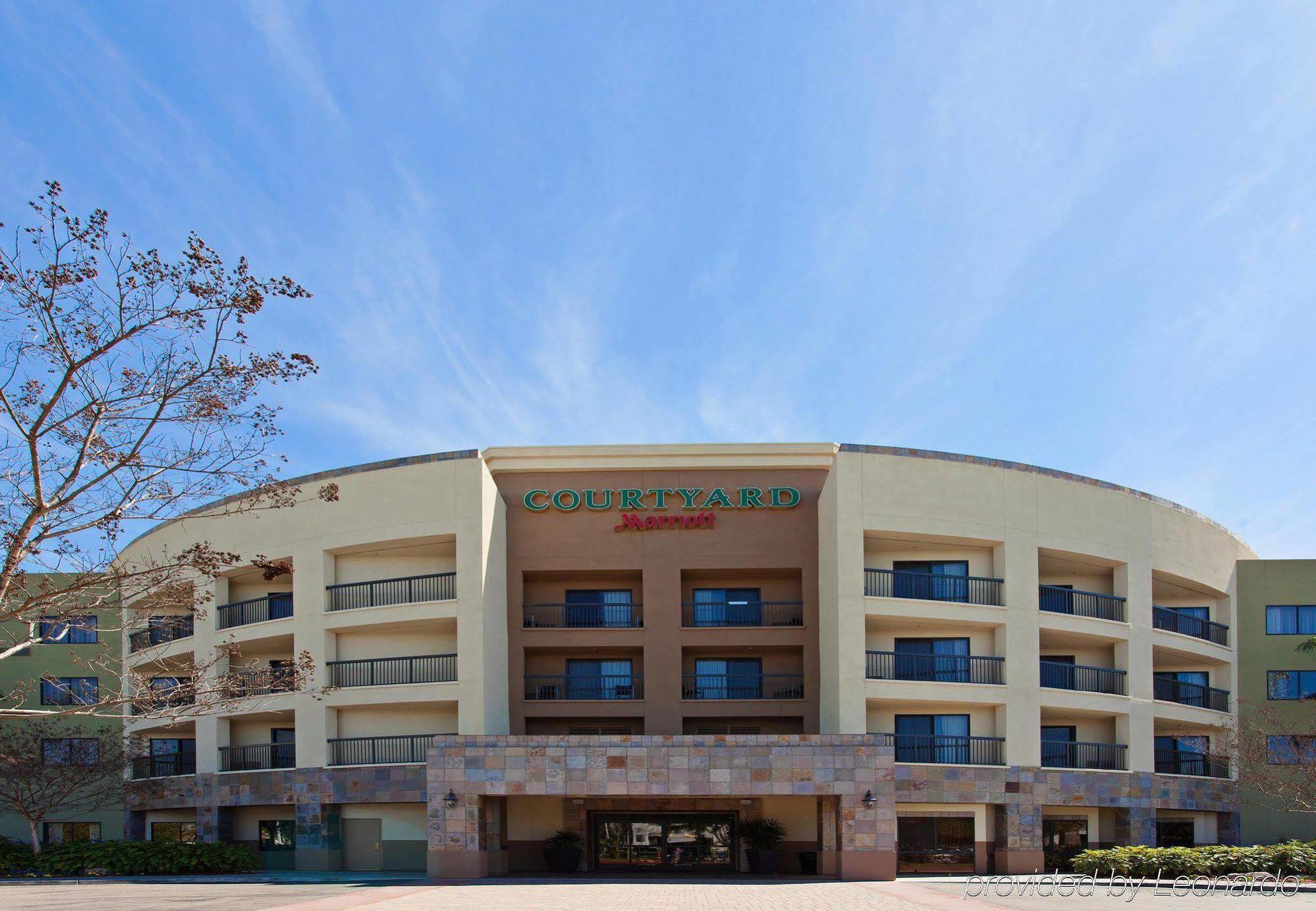 Courtyard San Diego Central Exterior photo